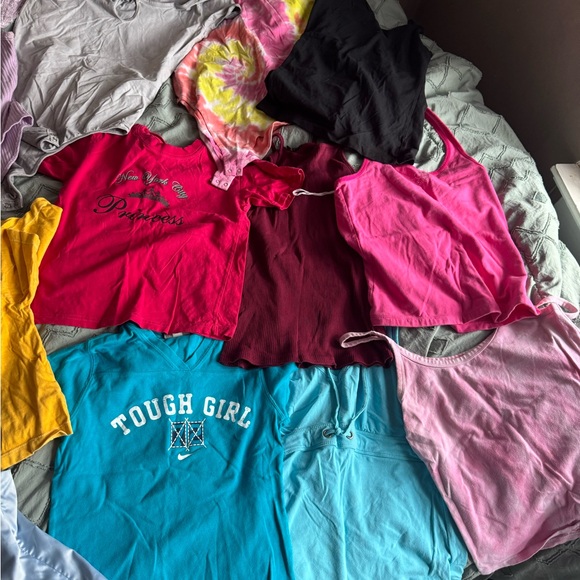 Clothes bundle - Picture 5 of 8